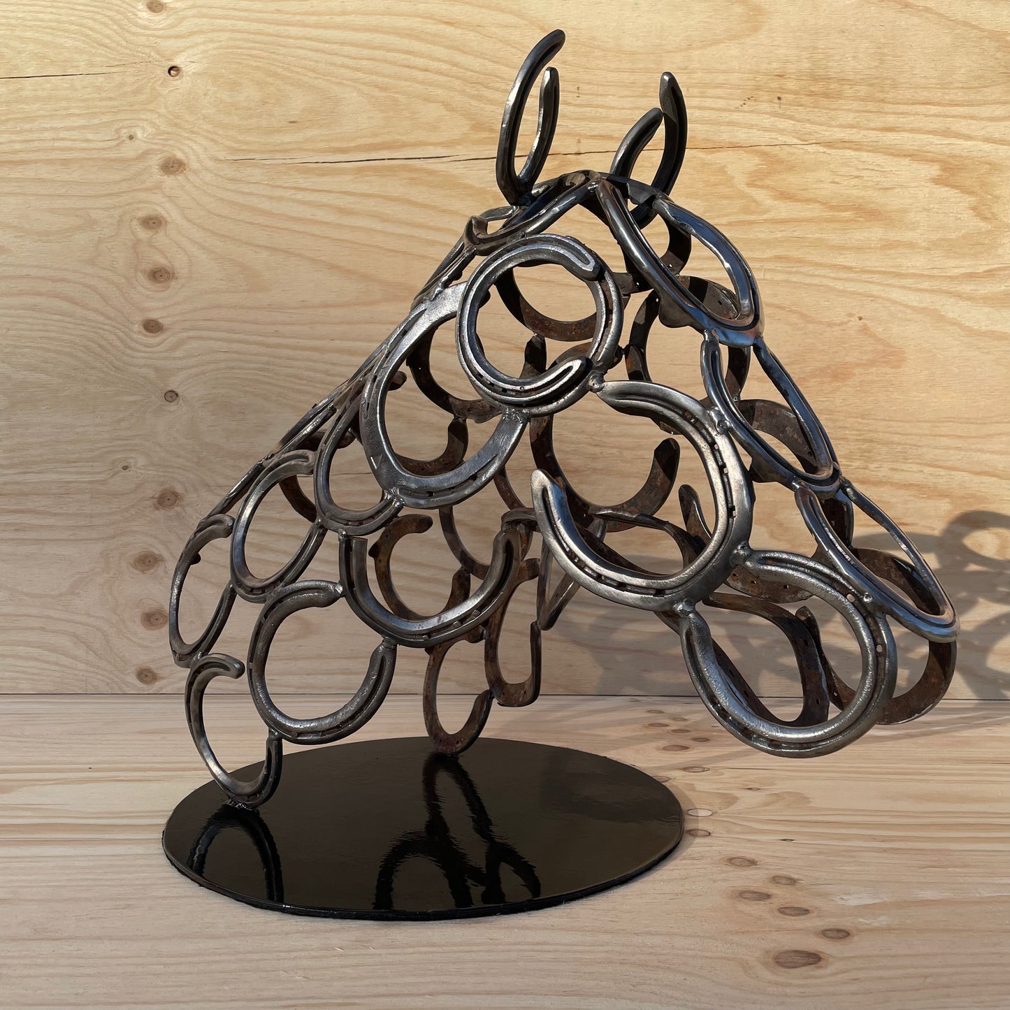 Horse Head - Ears forward on Metal