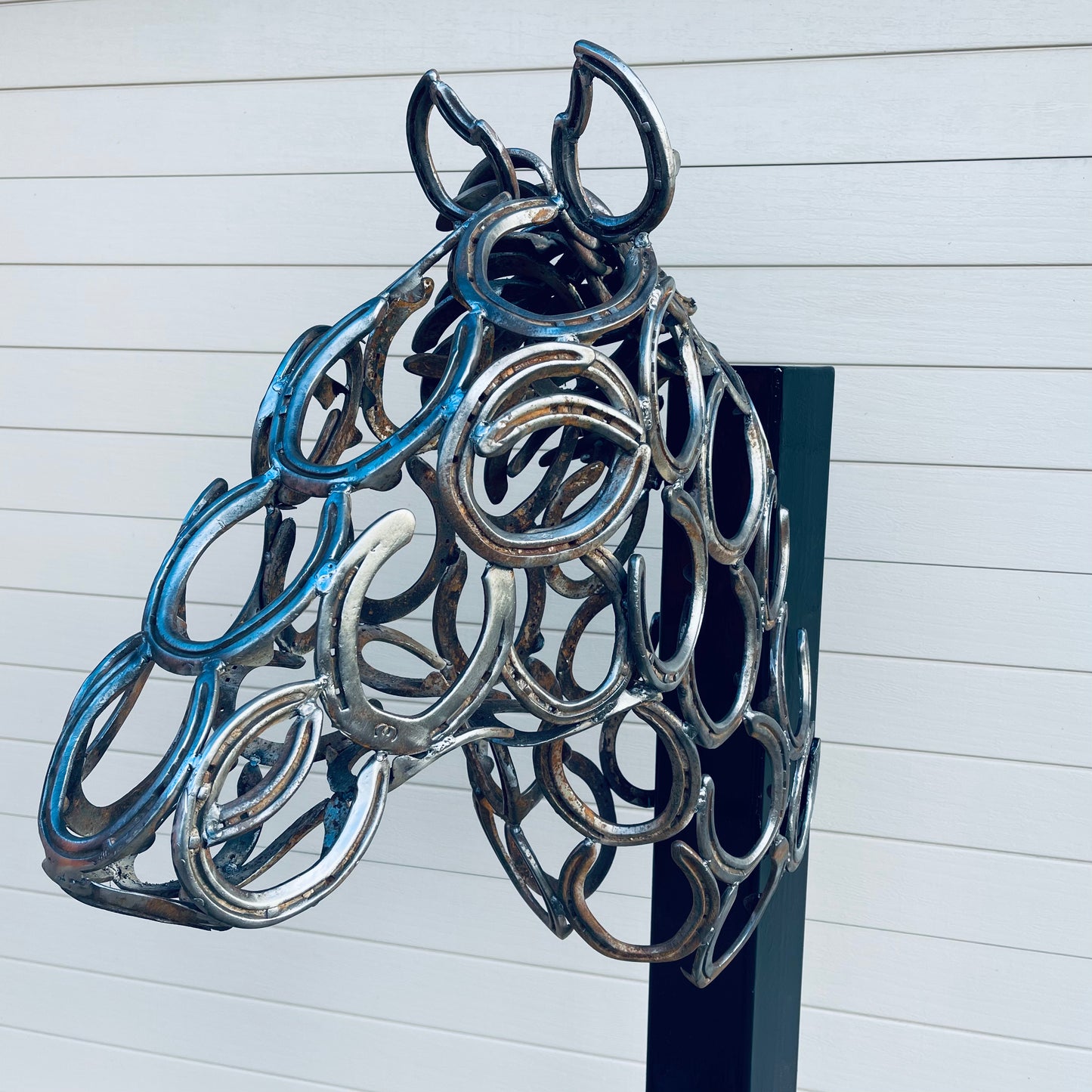 Horse Head - Entrance piece on post mount